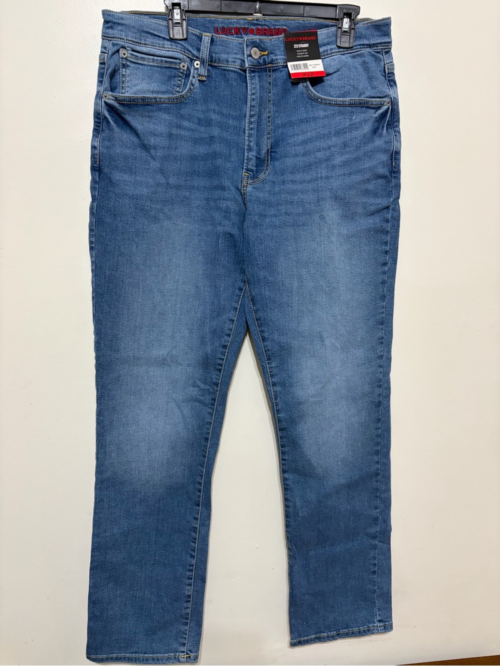 Lucky Brand Men’s Medium Blue Straight Jeans